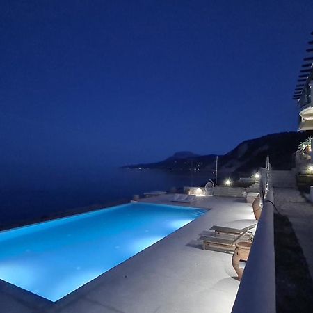 Villa Serafeim Kími Exteriér fotografie